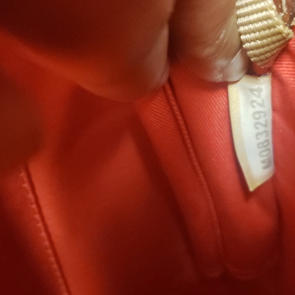 Dooney & Bourke Pebble Grain Zip Satchel White - Picture 9 of 12